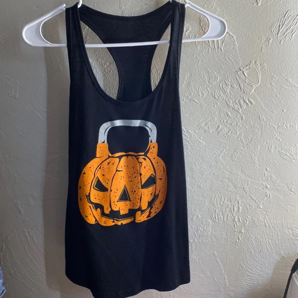 Black racer back tank